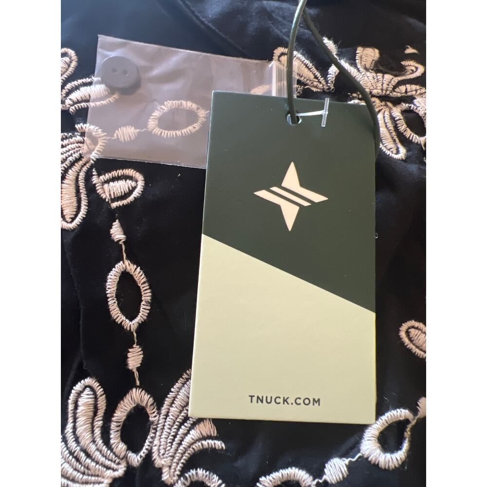 TUCKERNUCK Black Eyelet Lewis Dress NWT Size Medium - Picture 10 of 10